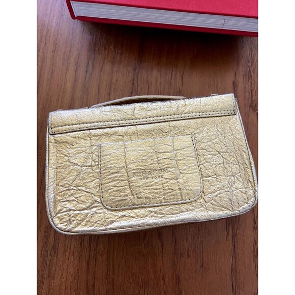 Min and Mon Amantis Bag in Gold Pinatex Crackle Wrinkled Vegan Clutch - Picture 3 of 9